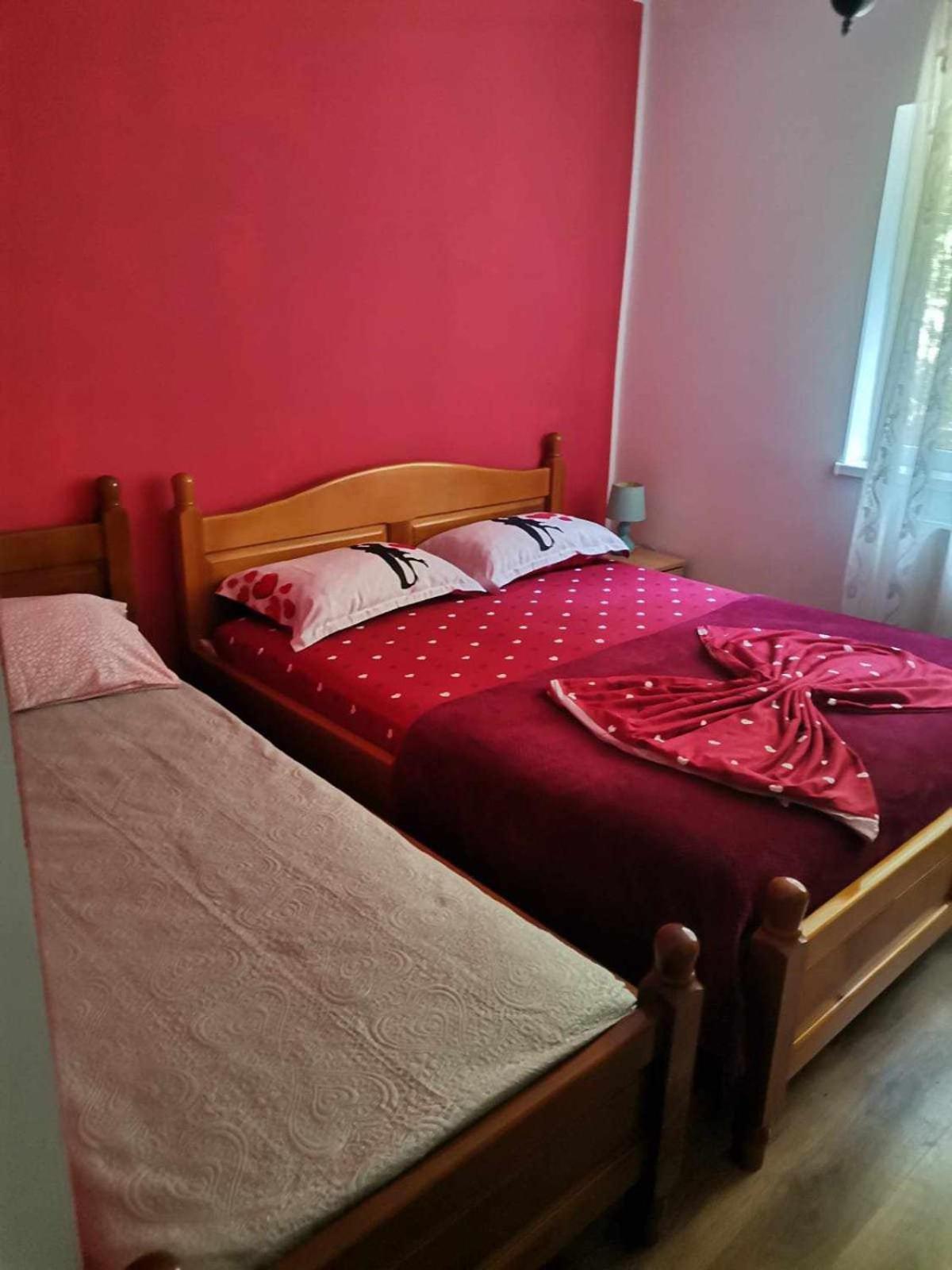 Apartament Nemira Slanic Moldova Bilik gambar
